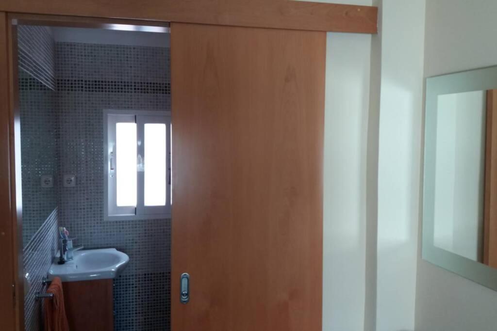 Estudio Recien Reformado Muy Cerca Del Mar Playa de Gandia 外观 照片